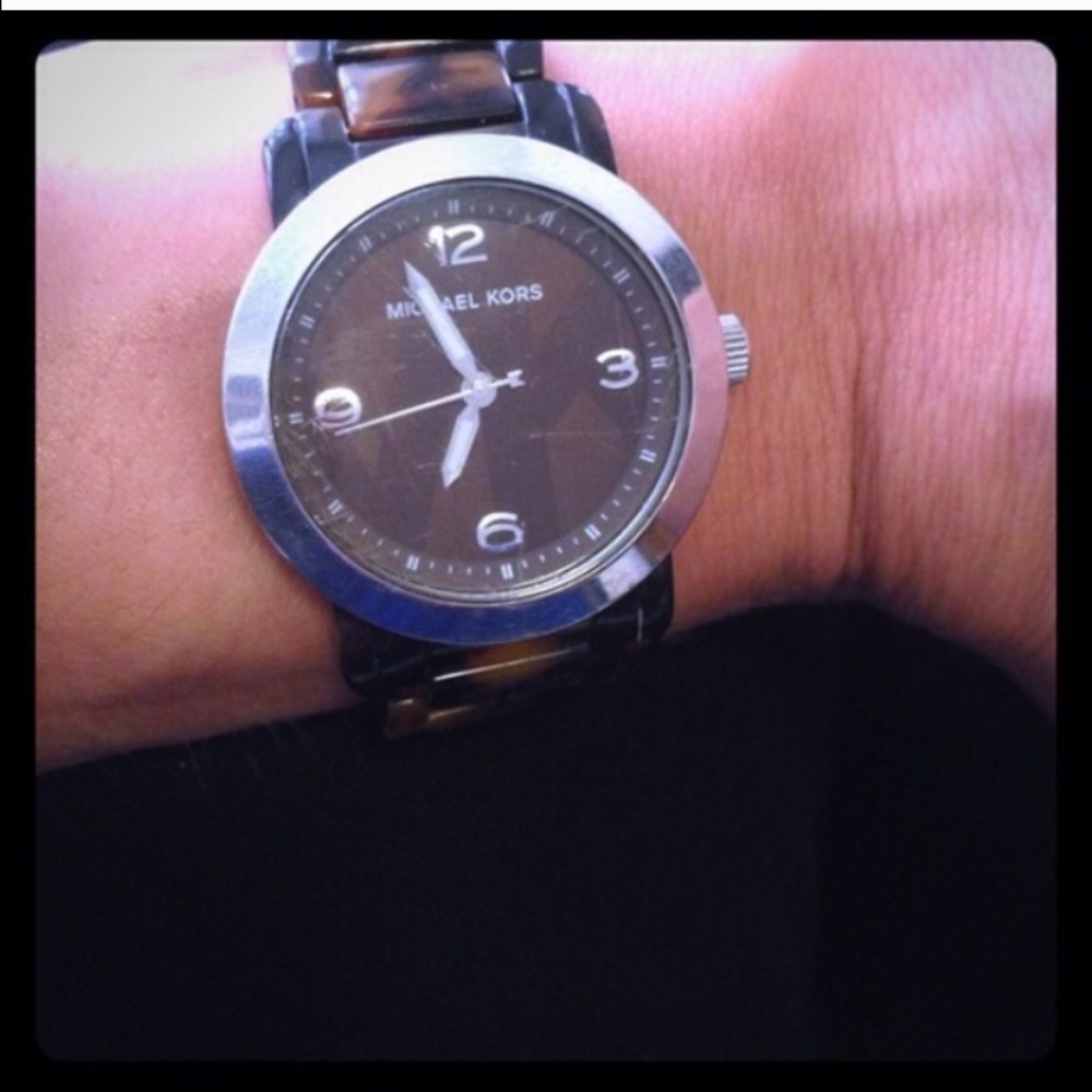 Michael Kors Brown Tortoiseshell Link Watch with Silver Bezel